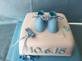 Kosher baby celebration cake by Au Bon Cake in Miami Beach — photo 7