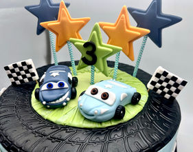 Kosher birthday cake for boys by Au Bon Cake in Miami Beach — photo 5