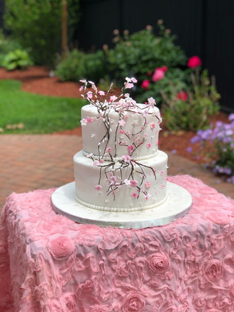 Kosher celebration cake for her by Au Bon Cake in Miami Beach — photo 2