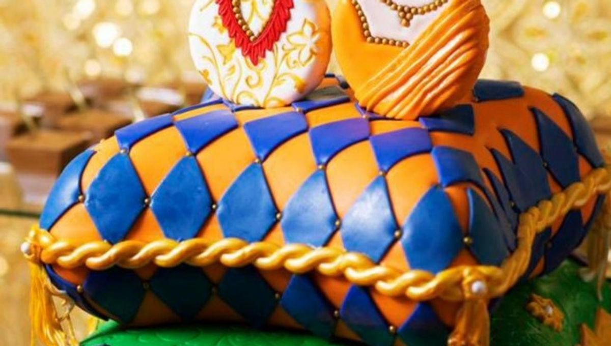 Kosher custom cake by Au Bon Cake — India Wedding