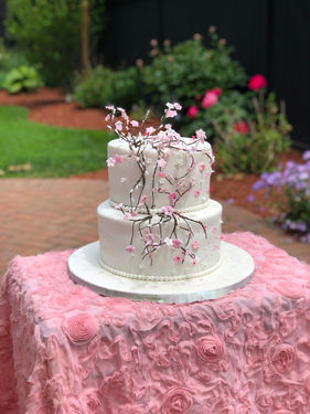 Kosher wedding cake by Au Bon Cake in Miami Beach — photo 2